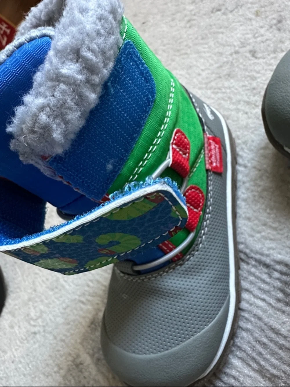 See Kai run hungry caterpillar 3M Thinsulate, Winter Boots worn 3x. Toddler - Picture 5 of 7